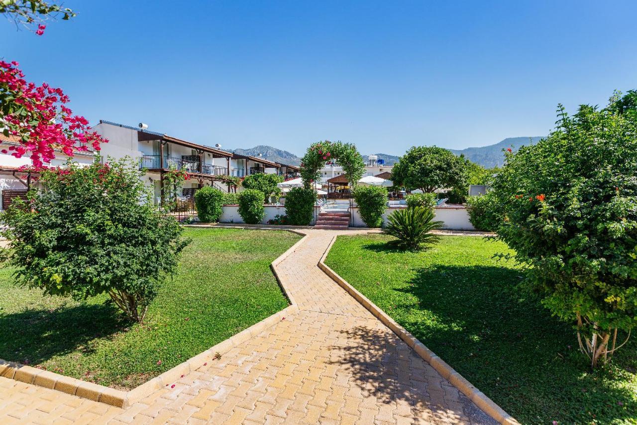 Hotel Citrus Tree Gardens Karavas  Esterno foto