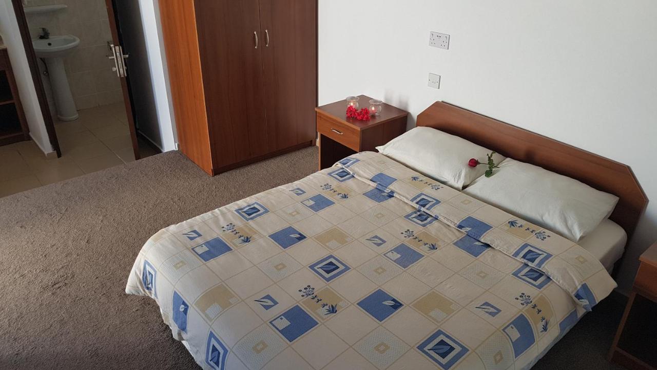 Hotel Citrus Tree Gardens Karavas  Esterno foto